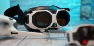 Antigravity A1 Unboxing: un po’ VR un po’ no. Il drone “invisibile” che si guida con un gesto!
